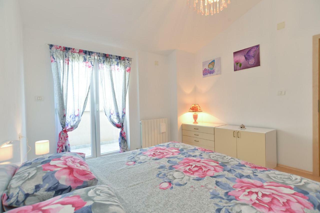 Eda 1873 Apartmán Pula