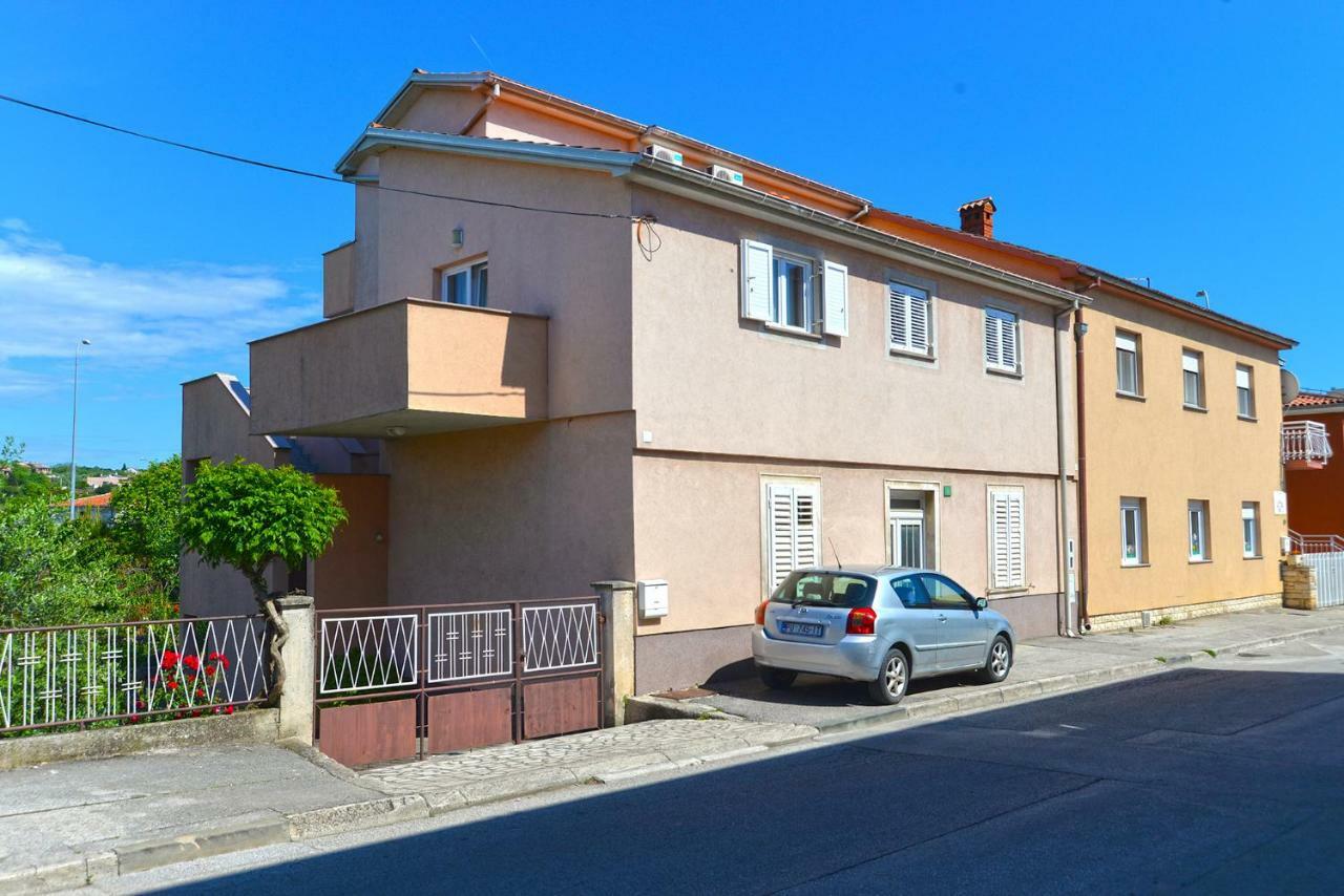 Eda 1873 Apartmán Pula
