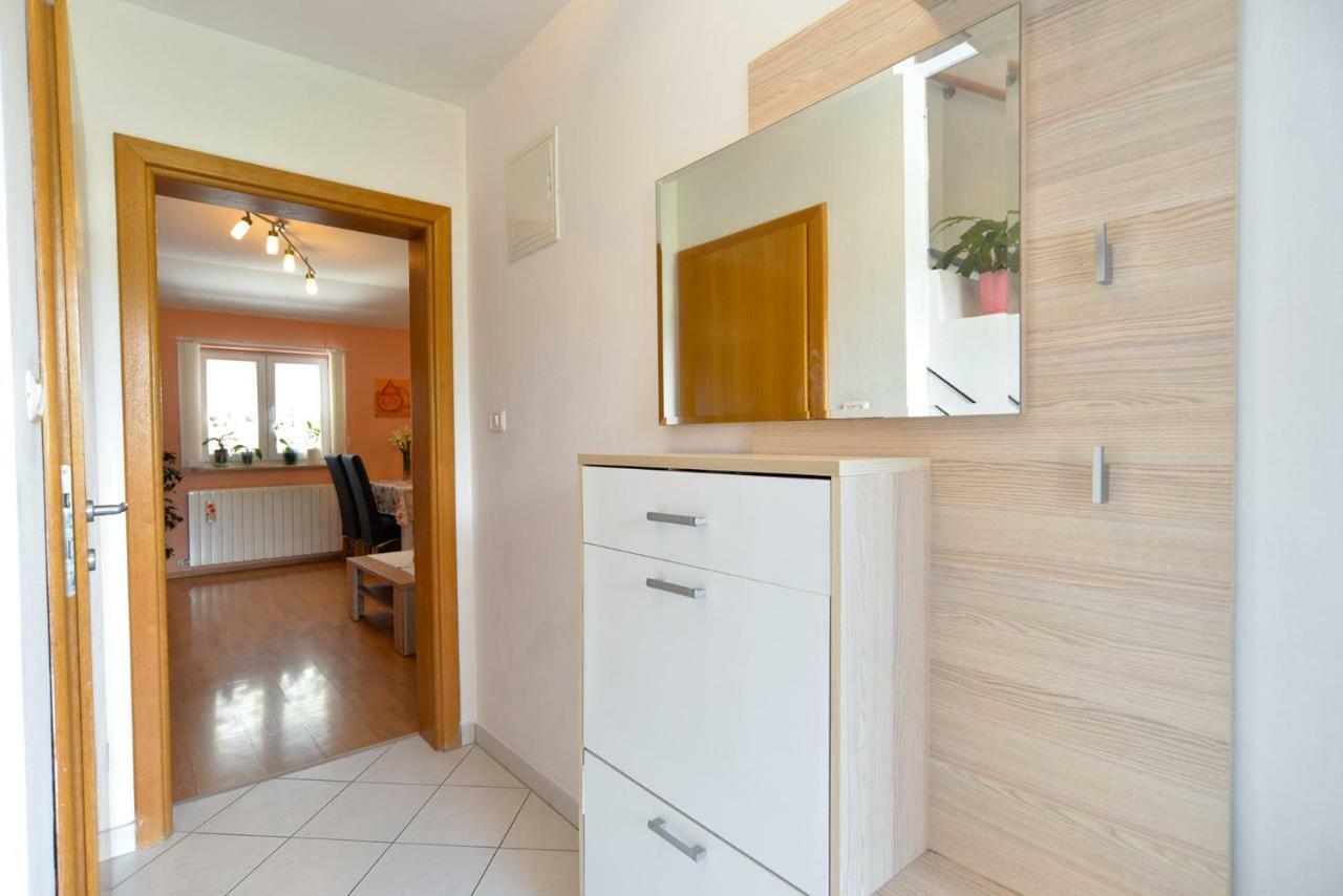 Eda 1873 Apartmán Pula